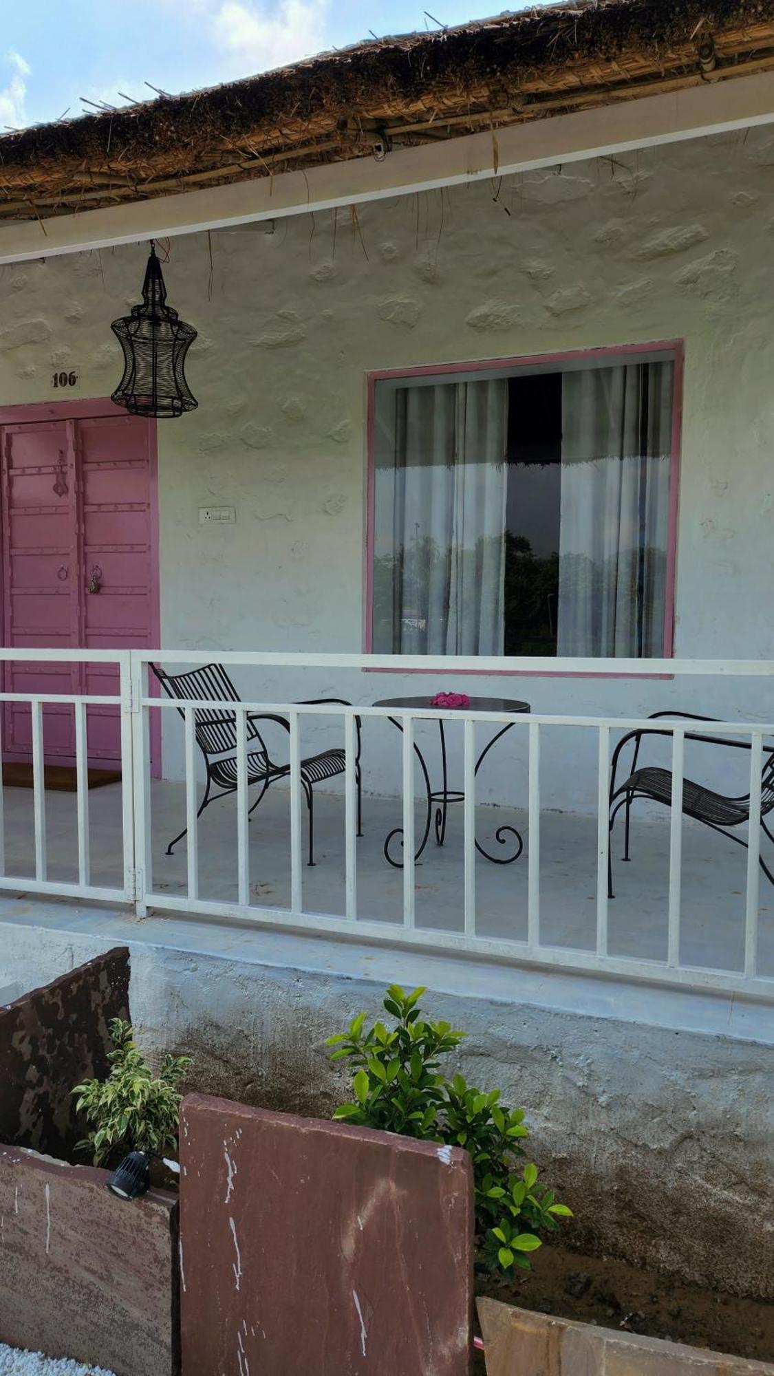 The Luxe Pushkar - A Luxury Farmstay In Pushkar Buitenkant foto